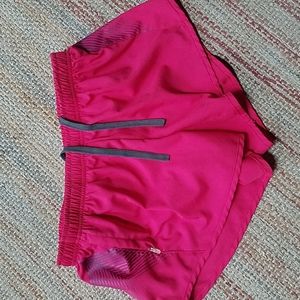 Oiselle size 6 distance running short